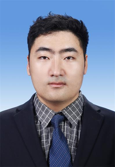 潘磊